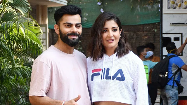 virat-kohli-roams-streets-of-london-with-wife-anushka-sharma-video-goes-viral